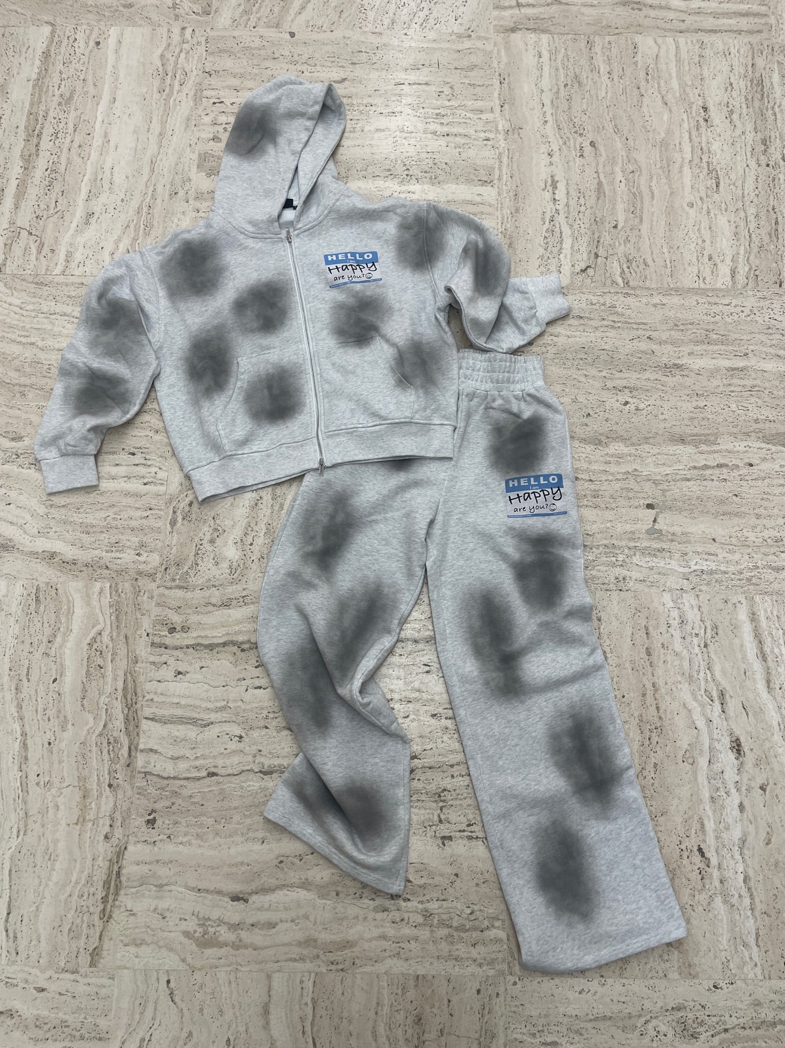 Gray 'I am Happy' Sweatpants - Image 5